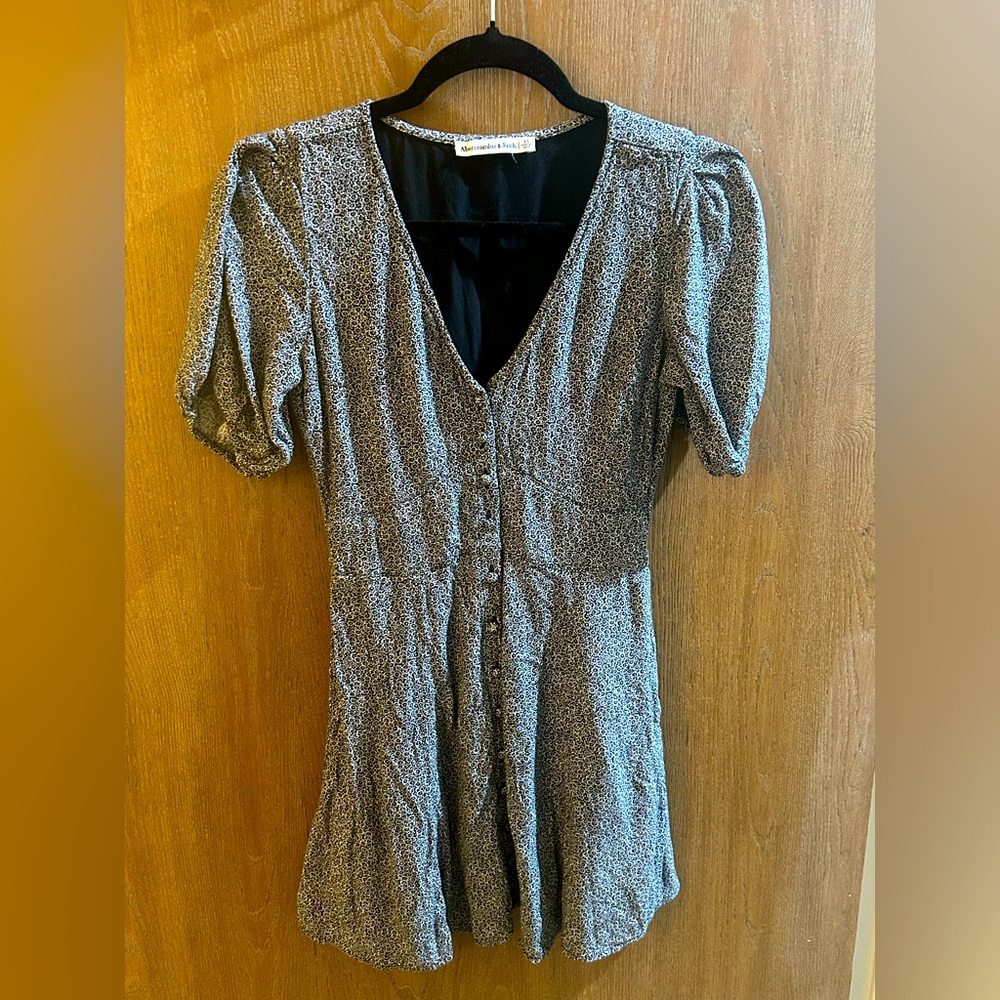 Abercrombie & Fitch Navy and White Floral Mini Dress - Size XS